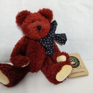Cranberry N. Bear  Boyds Bears & Friends 9‎ inches standing 6 inches sitting